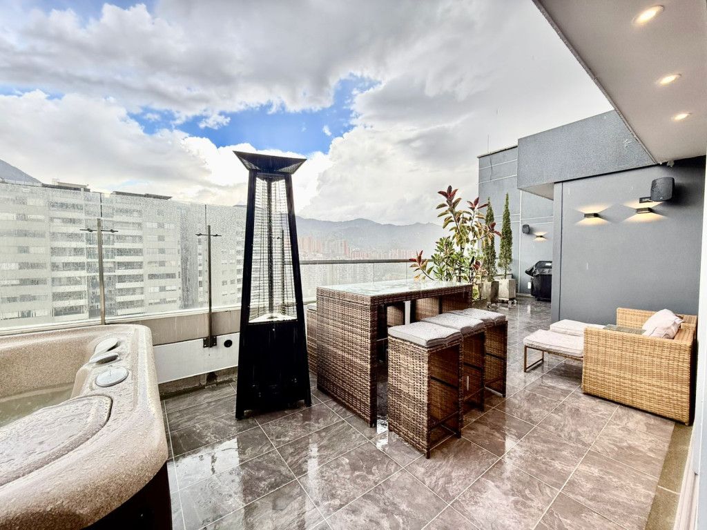 Apartamento en venta Antioquia Envigado La Mesa 245 m2 Habitaciones 4 Baños 4 Garajes 2 Precio $1790000000