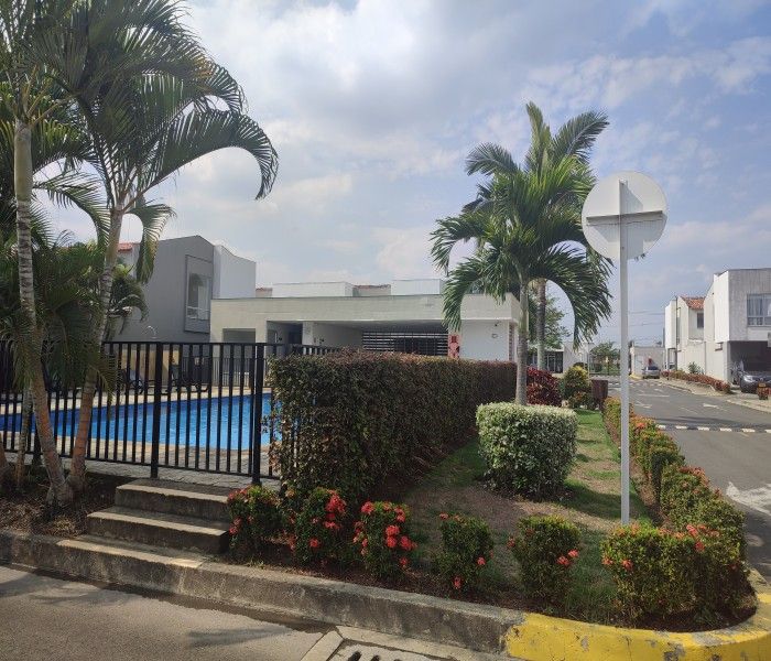 Casa en venta Valle Del Cauca Jamundí Cr Azor 92 m2 Habitaciones 3 Baños 3 Garajes 1 Precio $335000000