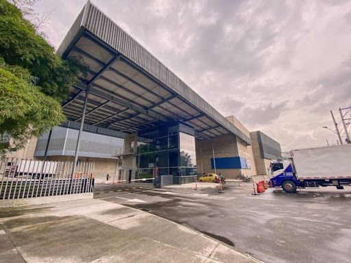 Bodega en arriendo Antioquia La Estrella La Estrella 2877 m2 Habitaciones 0 Baños 4 Garajes 12 Precio $92064000