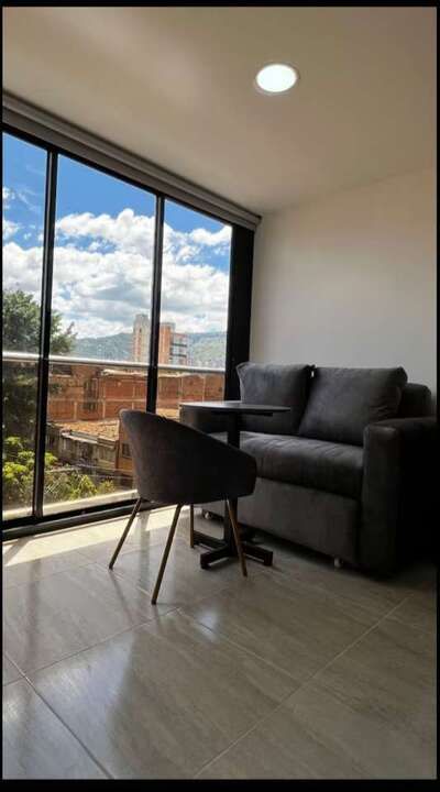Apartaestudio en venta Antioquia Medellín Rosales 28 m2 Habitaciones 1 Baños 1 Garajes 0 Precio $295000000