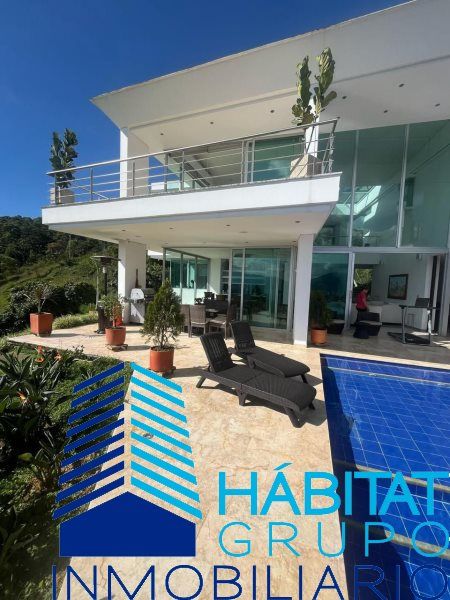 Casa en arriendo Antioquia Medellín San Lucas 5000 m2 Habitaciones 3 Baños 6 Garajes 0 Precio $45000000