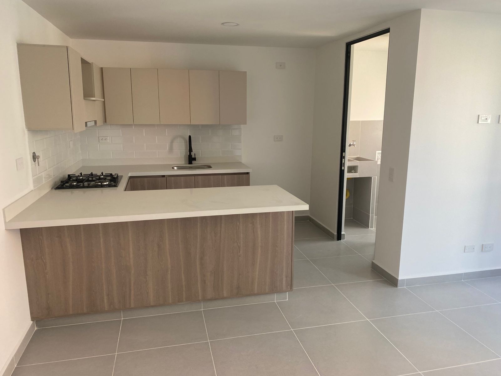 Apartaestudio en venta Antioquia Medellín Rosales 50 m2 Habitaciones 1 Baños 2 Garajes 1 Precio $450000000