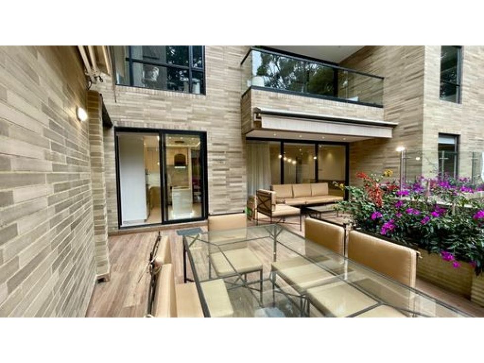 Apartamento en venta Cundinamarca Bogotá Los Naranjos 241 m2 Habitaciones 3 Baños 5 Garajes 4 Precio $2200000000