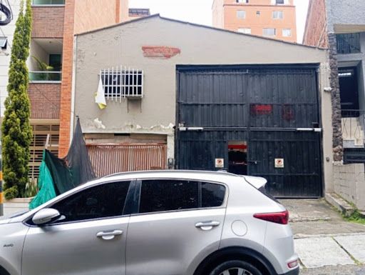 Bodega en venta Antioquia Medellín Las Acacias 351 m2 Habitaciones 0 Baños 1 Garajes 0 Precio $3500000000