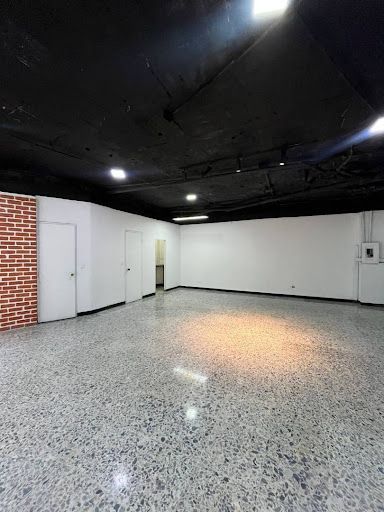 Local en venta Cundinamarca Bogotá El Retiro 68 m2 Habitaciones 0 Baños 1 Garajes 0 Precio $980000000