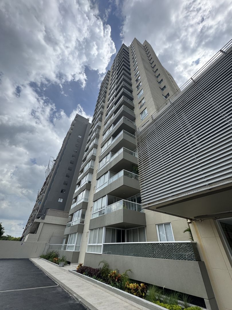 Apartamento en arriendo Atlántico Barranquilla Altos Del Limon 93 m2 Habitaciones 2 Baños 2 Garajes 2 Precio $2700000