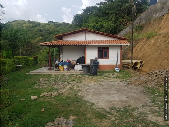 Finca en venta Antioquia Sopetrán Sopetran 3000 m2 Habitaciones 3 Baños 1 Garajes 0 Precio $290000000