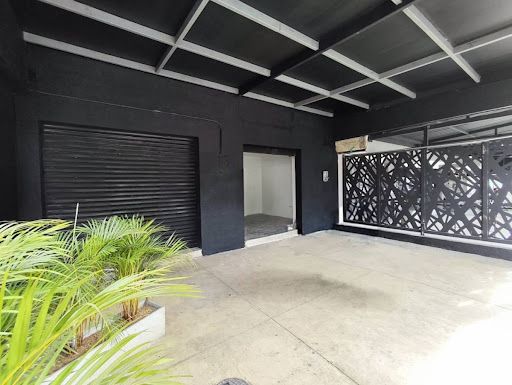 Local en arriendo Risaralda Pereira La Enseñanza 74 m2 Habitaciones 0 Baños 1 Garajes 0 Precio $4300000