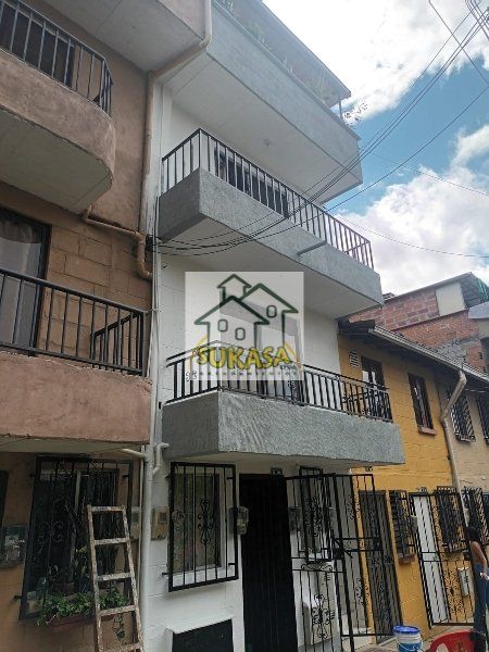 Apartaestudio en arriendo Antioquia Medellín Villanueva 30 m2 Habitaciones 0 Baños 1 Garajes 0 Precio $850000