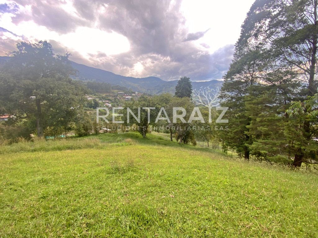 Lote en venta Antioquia Envigado Envigado 1707 m2 Habitaciones 0 Baños 0 Garajes 0 Precio $1100000000