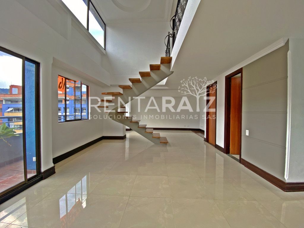 Apartamento en venta Antioquia Medellín Urbanizacion Cedros De La Colina 156 m2 Habitaciones 4 Baños 4 Garajes 2 Precio $1100000000