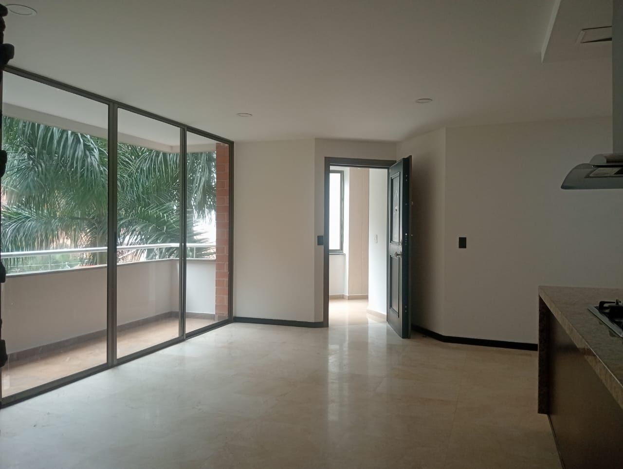 Apartamento en arriendo Antioquia Medellín Laureles 105 m2 Habitaciones 3 Baños 2 Garajes 1 Precio $4000000