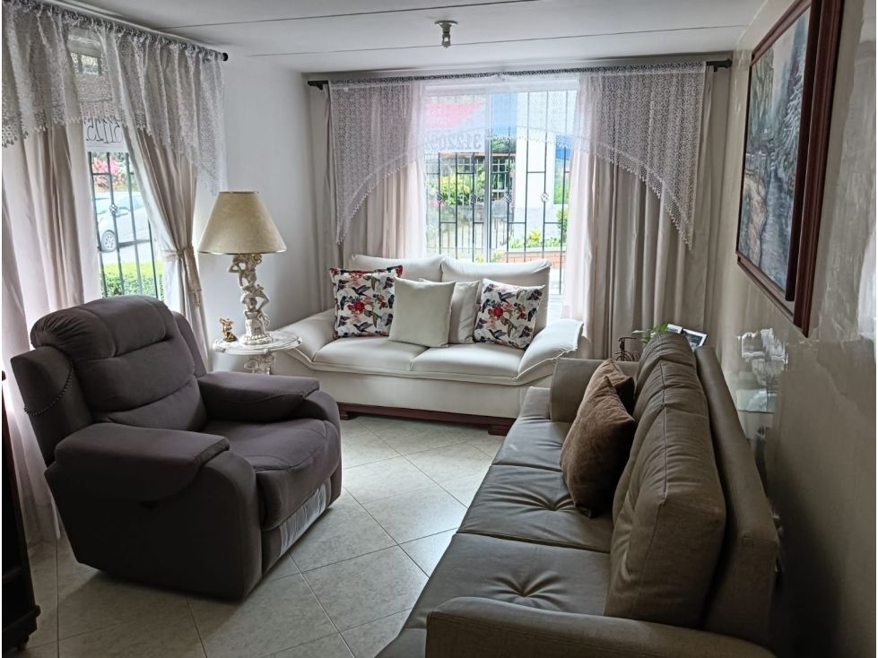 Casa en venta Caldas Manizales La Enea Vieja 100 m2 Habitaciones 3 Baños 3 Garajes 1 Precio $470000000