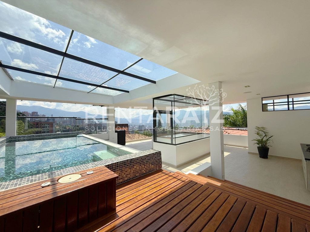 Casa en venta Antioquia Medellín El Tesoro 900 m2 Habitaciones 5 Baños 8 Garajes 11 Precio $4800000000