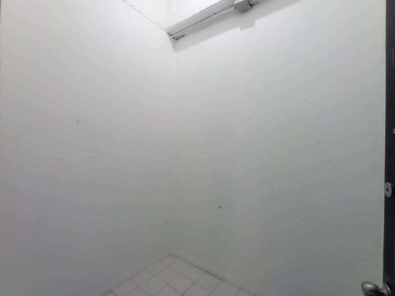 Bodega en arriendo o venta Antioquia Medellín La Candelaria 20 m2 Habitaciones 0 Baños 0 Garajes 0 Precio venta $28000000 Precio arriendo $364519