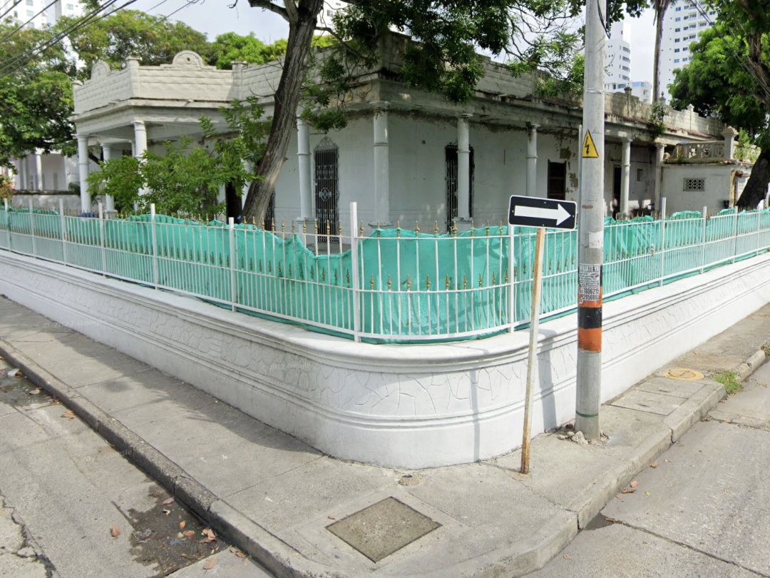 Casa en arriendo Bolívar Cartagena Manga 2846 m2 Habitaciones 6 Baños 3 Garajes 6 Precio $50000000