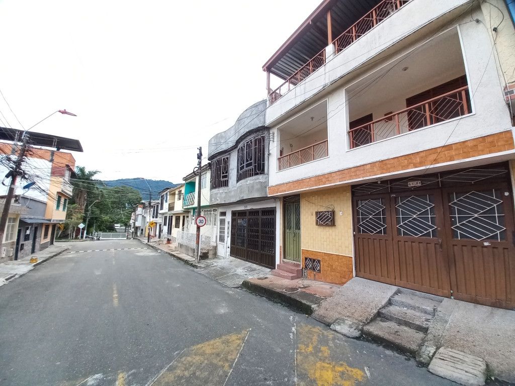 Apartamento en venta Tolima Ibagué Br Santander 93 m2 Habitaciones 3 Baños 2 Garajes 1 Precio $200000000
