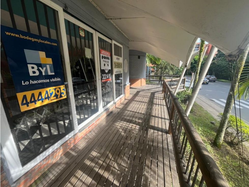 Local en arriendo Antioquia Envigado Zona Centro 170 m2 Habitaciones 0 Baños 3 Garajes 0 Precio $12000000