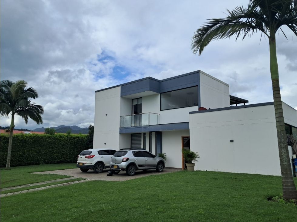 Casa Campestre en venta Risaralda Pereira Pereira 350 m2 Habitaciones 4 Baños 4 Garajes 4 Precio $1500000000