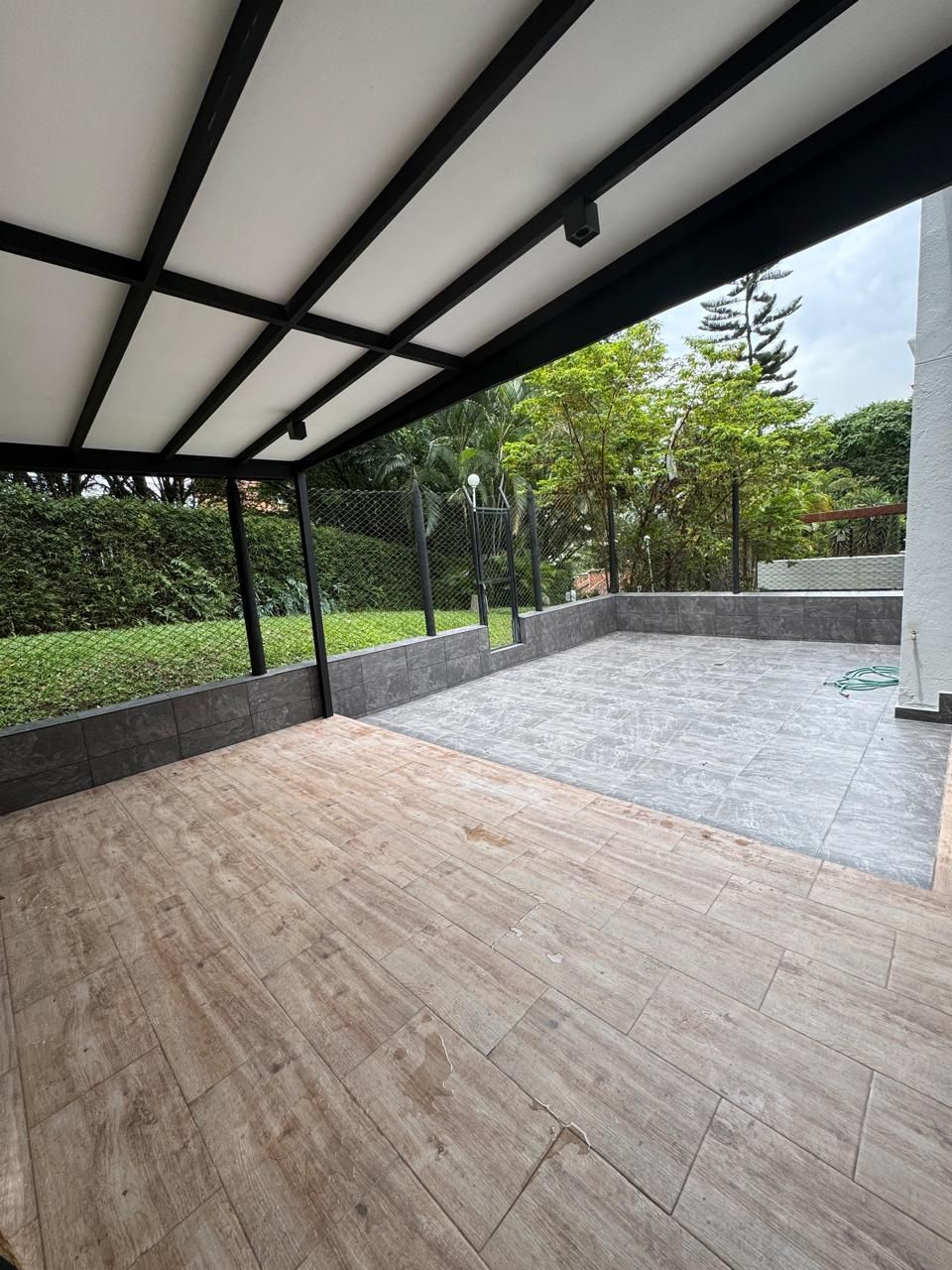 Casa en arriendo Antioquia Medellín San Lucas 164 m2 Habitaciones 3 Baños 4 Garajes 2 Precio $9500000