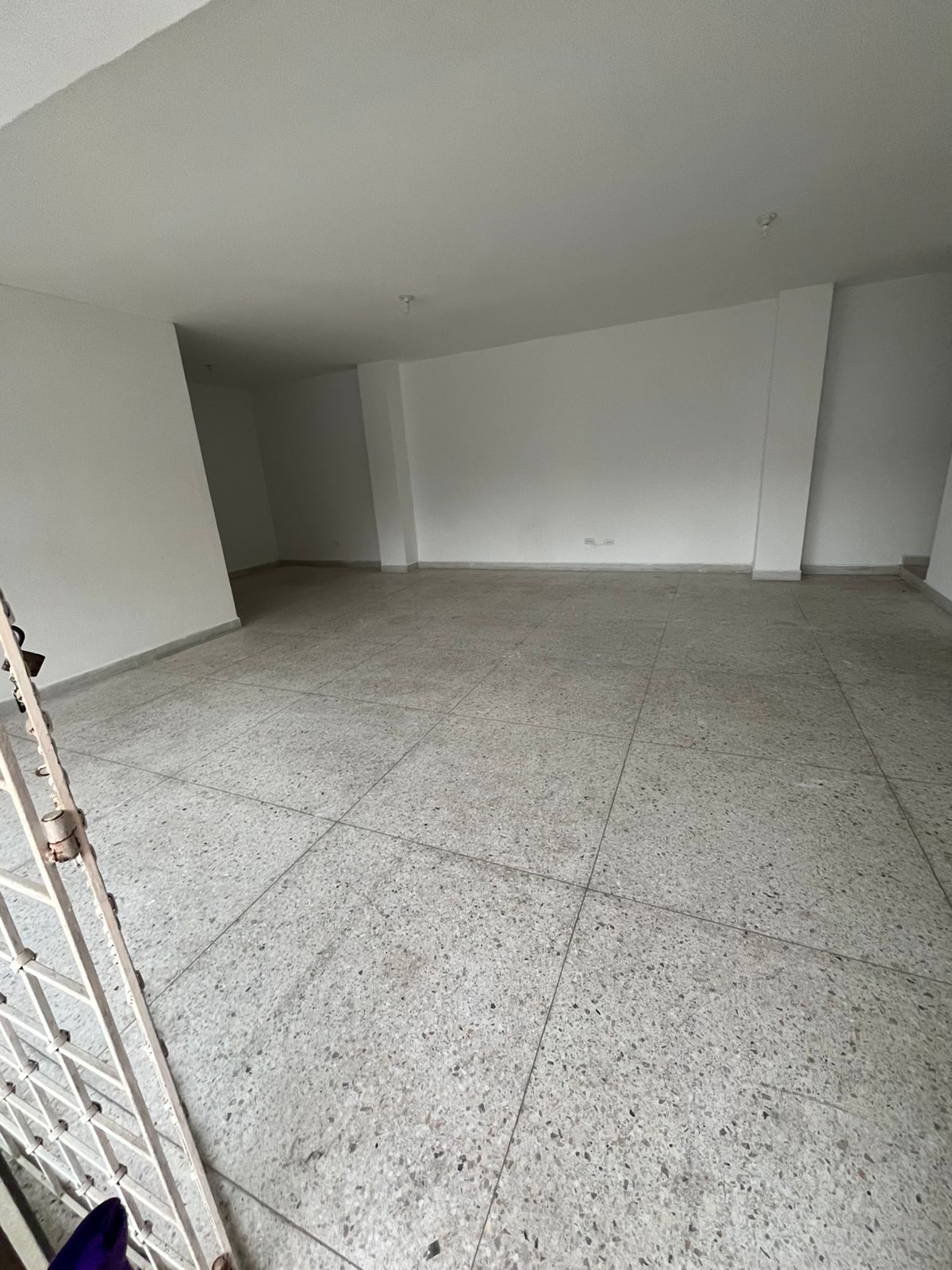 Local en arriendo Atlántico Barranquilla Altos Del Prado 34 m2 Habitaciones 0 Baños 1 Garajes 6 Precio $1400000