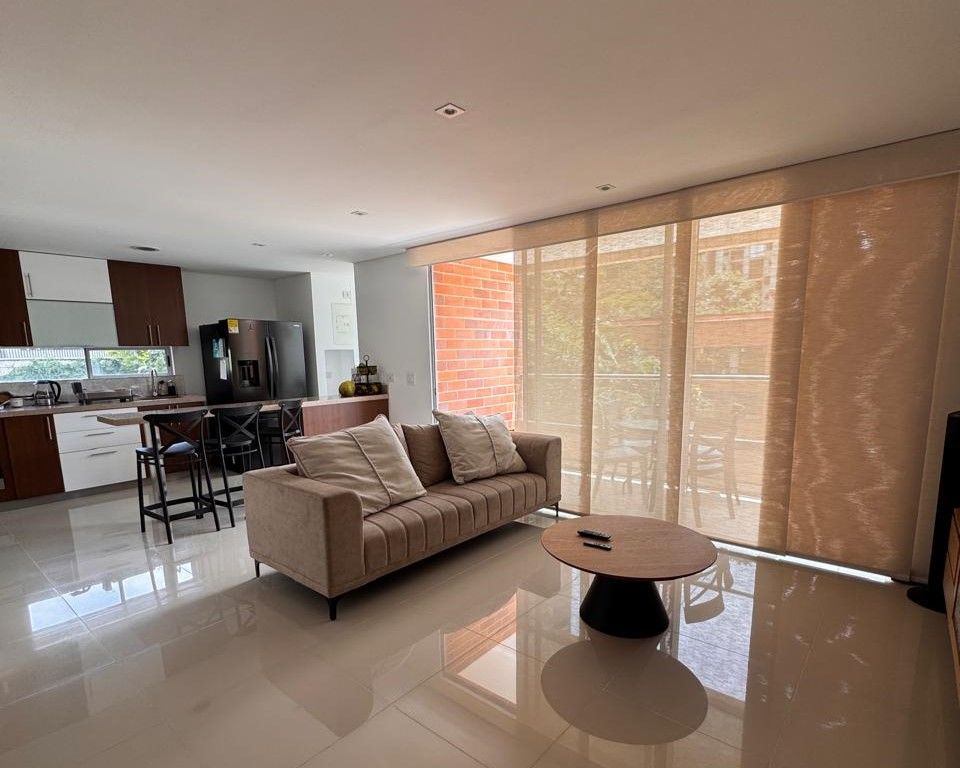 Apartamento en venta Antioquia Medellín Alejandria 90 m2 Habitaciones 2 Baños 2 Garajes 2 Precio $870000000