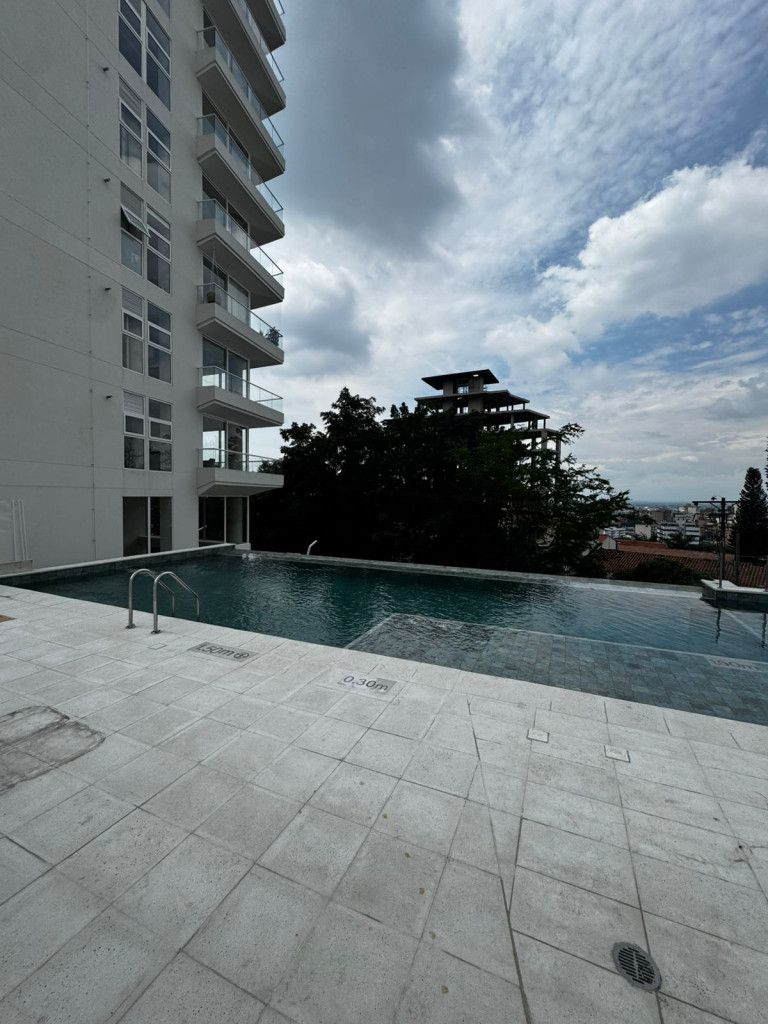 Apartamento en venta Valle Del Cauca Cali El Bosque 163 m2 Habitaciones 3 Baños 4 Garajes 3 Precio $2314541842