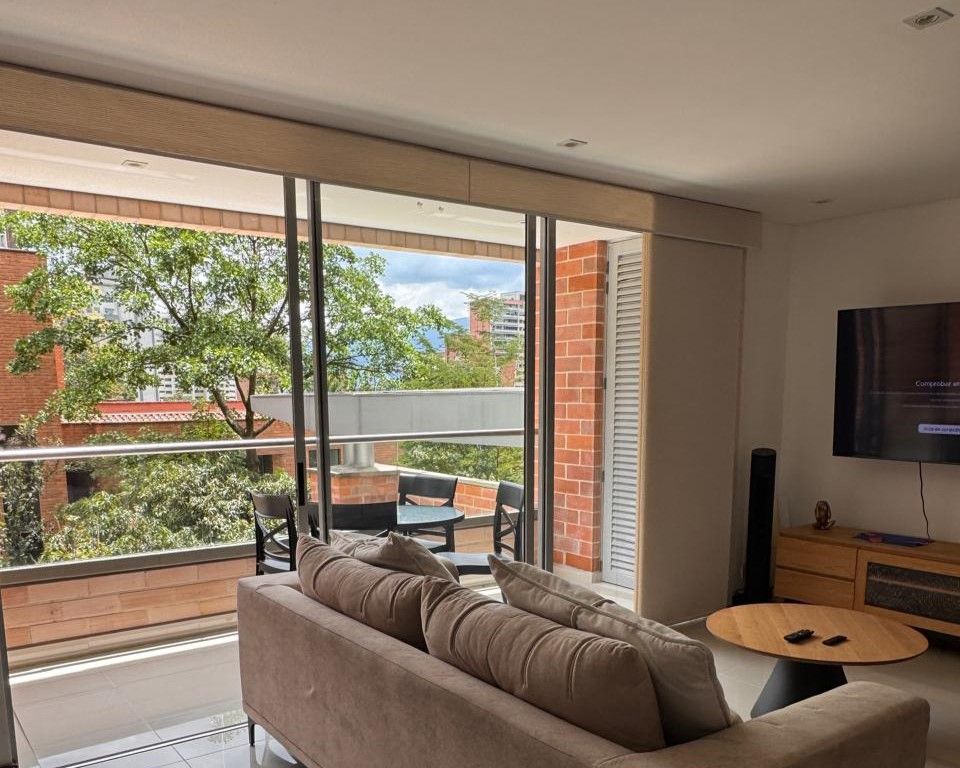 Apartamento en venta Antioquia Medellín Alejandria 90 m2 Habitaciones 2 Baños 2 Garajes 2 Precio $840000000