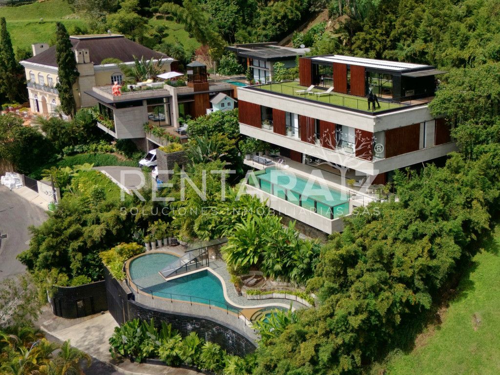 Casa en arriendo Antioquia Medellín Los Balsos No1 640 m2 Habitaciones 4 Baños 6 Garajes 5 Precio $70000000