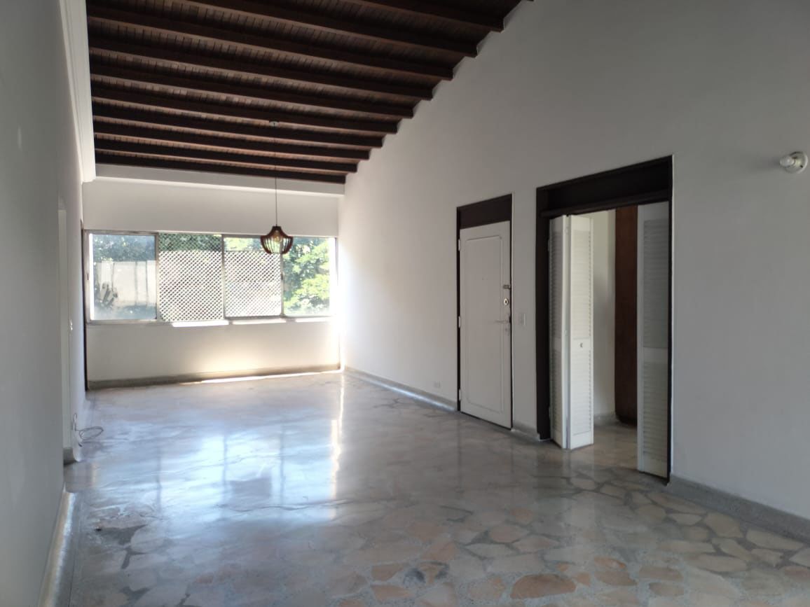 Apartamento en arriendo Antioquia Medellín La Aguacatala 120 m2 Habitaciones 3 Baños 2 Garajes 1 Precio $4150000