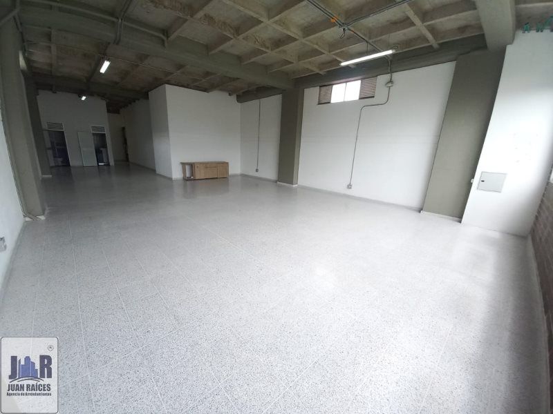 Bodega en arriendo Antioquia Medellín San Bernardo 97 m2 Habitaciones 0 Baños 2 Garajes 0 Precio $5500000
