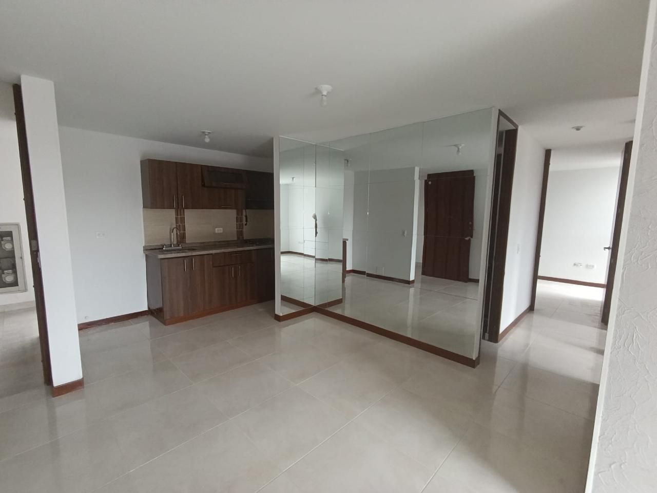 Apartamento en arriendo o venta Risaralda Dosquebradas Cr Bosques De San Martin 65 m2 Habitaciones 3 Baños 2 Garajes 1 Precio venta $290000000 Precio arriendo $1750000