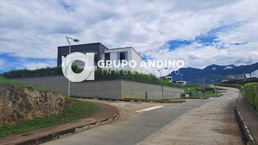 Lote en venta Santander Floridablanca Floridablanca 723 m2 Habitaciones 0 Baños 0 Garajes 0 Precio $550000000