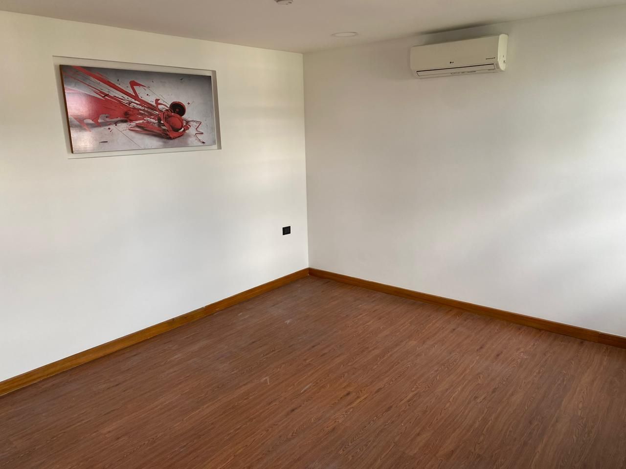 Oficina en arriendo Risaralda Pereira Los Alamos 35 m2 Habitaciones 0 Baños 1 Garajes 0 Precio $1850000