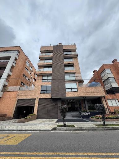 Apartamento en venta Cundinamarca Bogotá Santa Bibiana 135 m2 Habitaciones 3 Baños 4 Garajes 2 Precio $1300000000