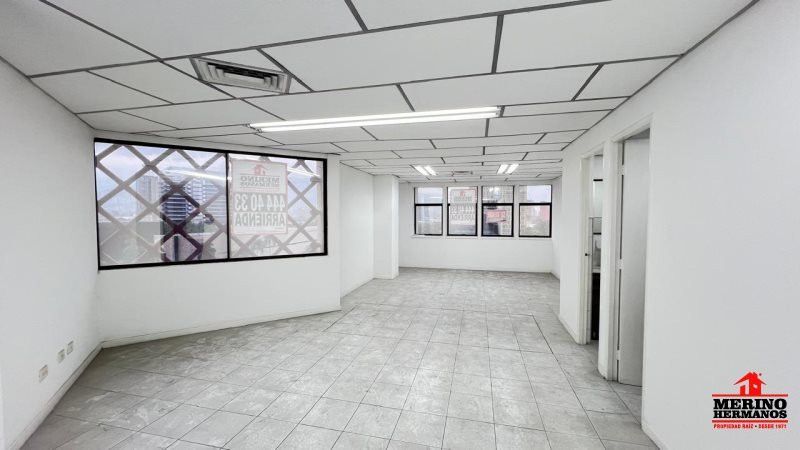 Oficina en arriendo Antioquia Medellín Perpetuo Socorro 47 m2 Habitaciones 0 Baños 1 Garajes 0 Precio $2300000