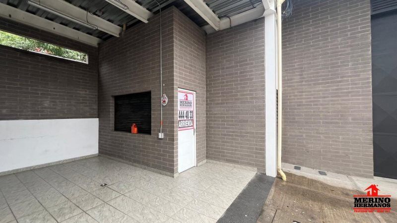Local en arriendo Antioquia Itagüí Zona Industrial No 3 10 m2 Habitaciones 0 Baños 1 Garajes 0 Precio $2000000