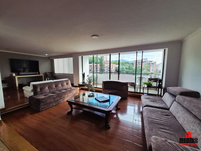 Apartamento en arriendo Antioquia Medellín El Diamante No2 212 m2 Habitaciones 4 Baños 3 Garajes 2 Precio $9000000