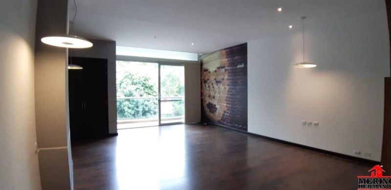 Oficina en arriendo Antioquia Medellín Los Naranjos 68 m2 Habitaciones 0 Baños 1 Garajes 2 Precio $5500000