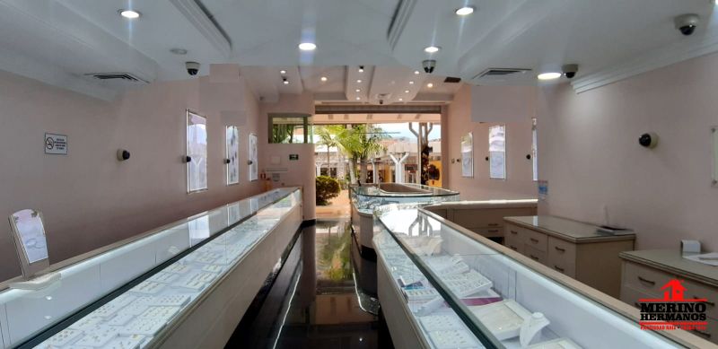 Local en venta Antioquia Medellín San Diego 120 m2 Habitaciones 0 Baños 1 Garajes 0 Precio $2620000000