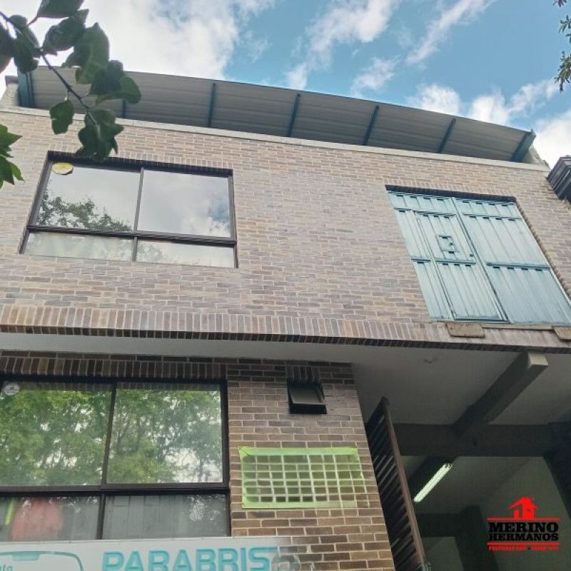 Bodega en venta Antioquia Medellín Santa Fe 250 m2 Habitaciones 0 Baños 2 Garajes 0 Precio $989000000