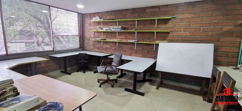 Oficina en venta Antioquia Medellín Centro Administrativo 144 m2 Habitaciones 0 Baños 1 Garajes 1 Precio $650000000