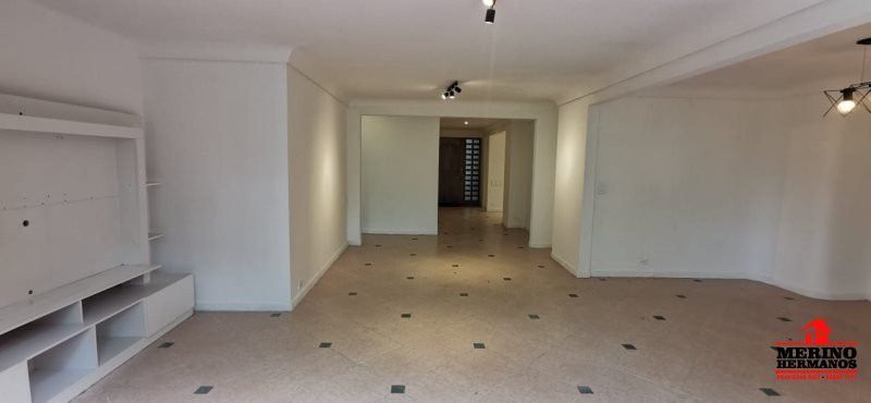 Apartamento en venta Antioquia Medellín La Linde 157 m2 Habitaciones 3 Baños 4 Garajes 2 Precio $890000000