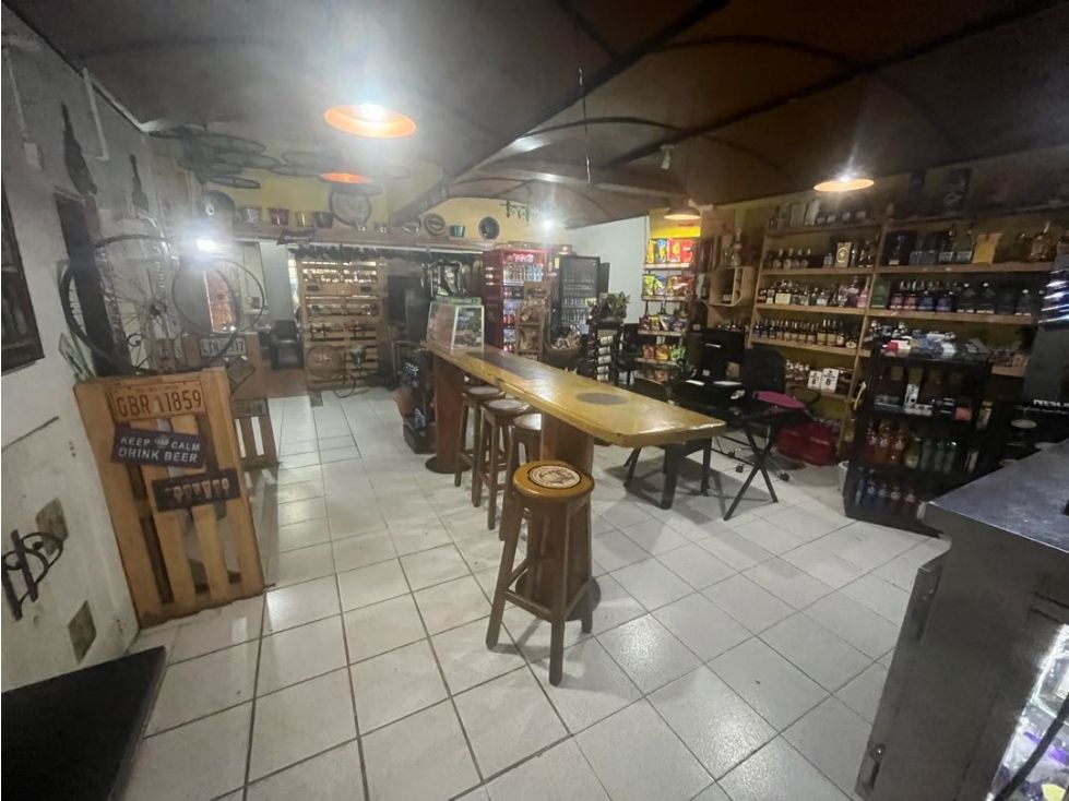 Local en arriendo Antioquia Envigado Zona Centro 120 m2 Habitaciones 0 Baños 2 Garajes 0 Precio $15000000