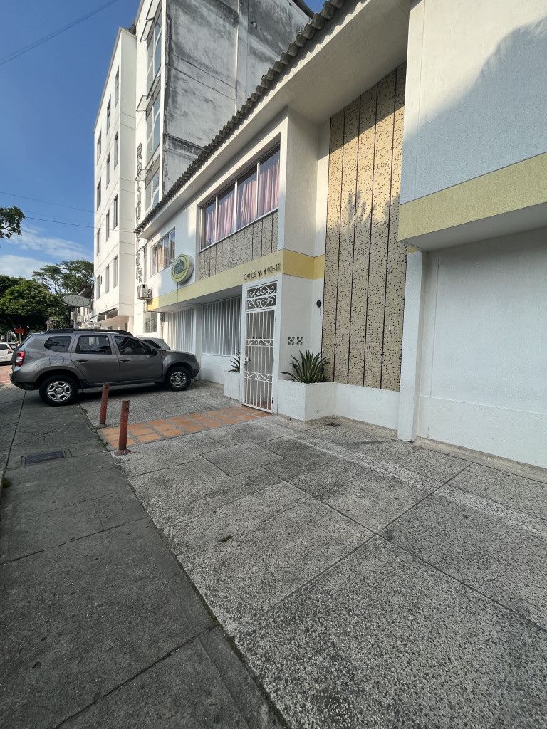 Casa en venta Valle Del Cauca Cali Tequendama 365 m2 Habitaciones 11 Baños 12 Garajes 4 Precio $1300000000