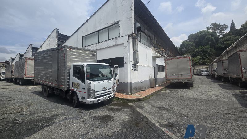 Bodega en venta Antioquia Medellín La Colina 4847 m2 Habitaciones 0 Baños 10 Garajes 0 Precio $34000000000