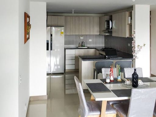 Apartamento en arriendo Antioquia Envigado Loma Del Barro 110 m2 Habitaciones 3 Baños 3 Garajes 1 Precio $4400000