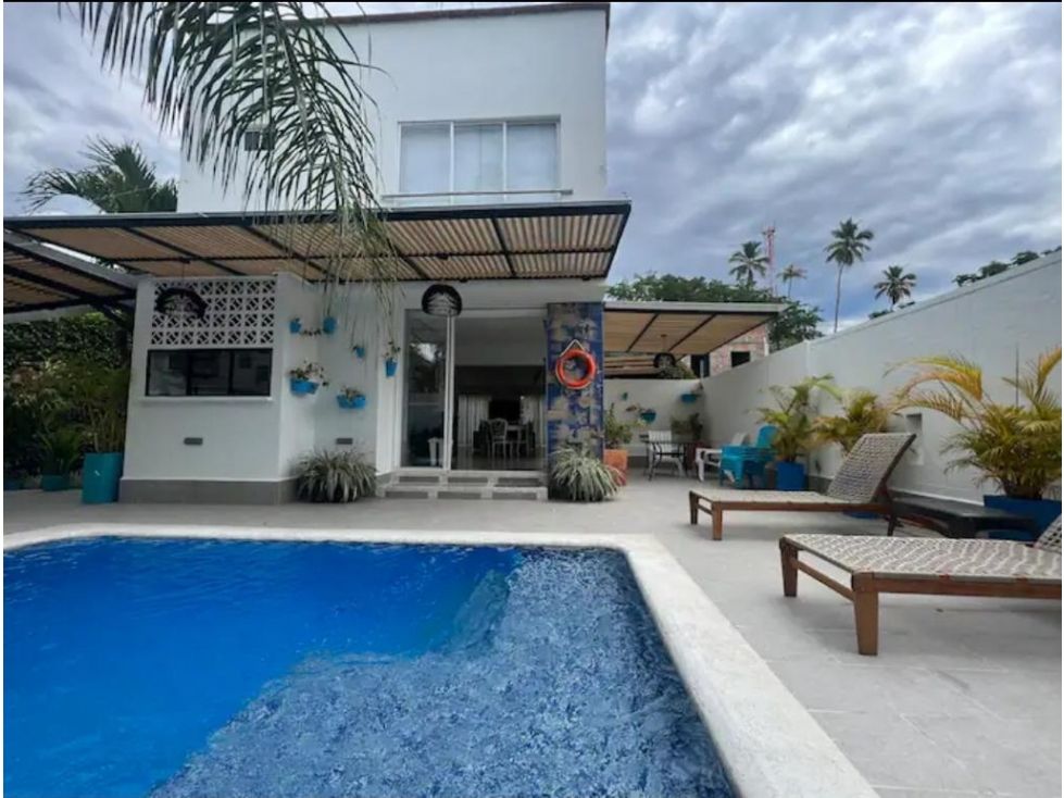 Finca en venta Antioquia Santafé De Antioquia Santafé De Antioquia 273 m2 Habitaciones 3 Baños 3 Garajes 1 Precio $1380000000