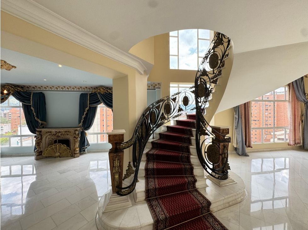 Apartamento en arriendo Antioquia Medellín Medellín 420 m2 Habitaciones 4 Baños 6 Garajes 2 Precio $20000000