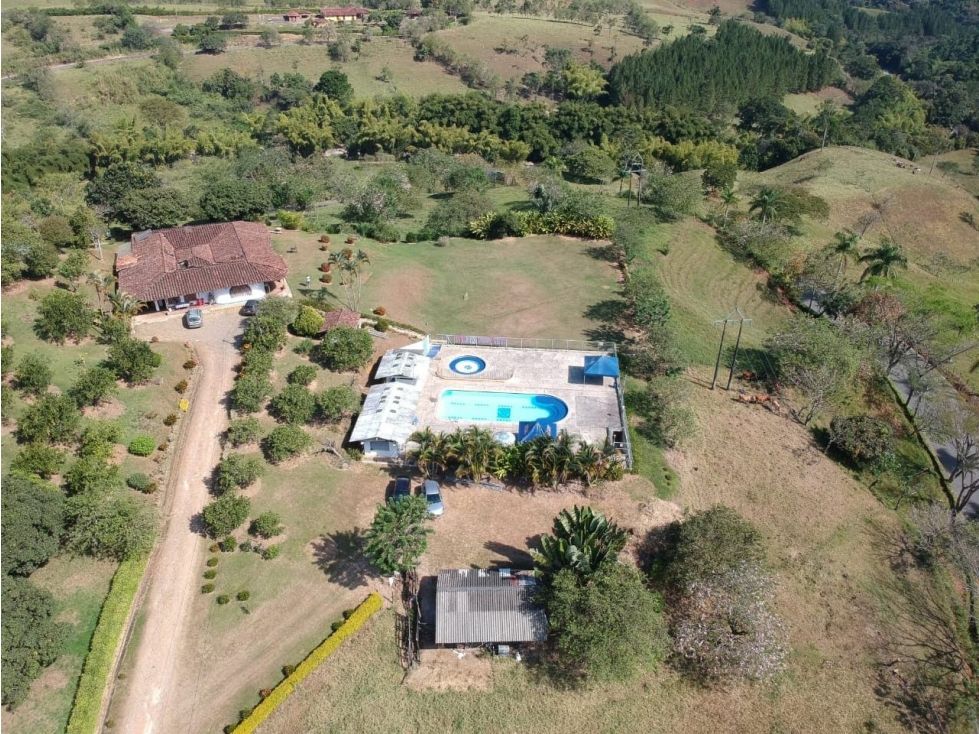 Casa Campestre en venta Antioquia Andes Andes 400 m2 Habitaciones 6 Baños 6 Garajes 20 Precio $4800000000